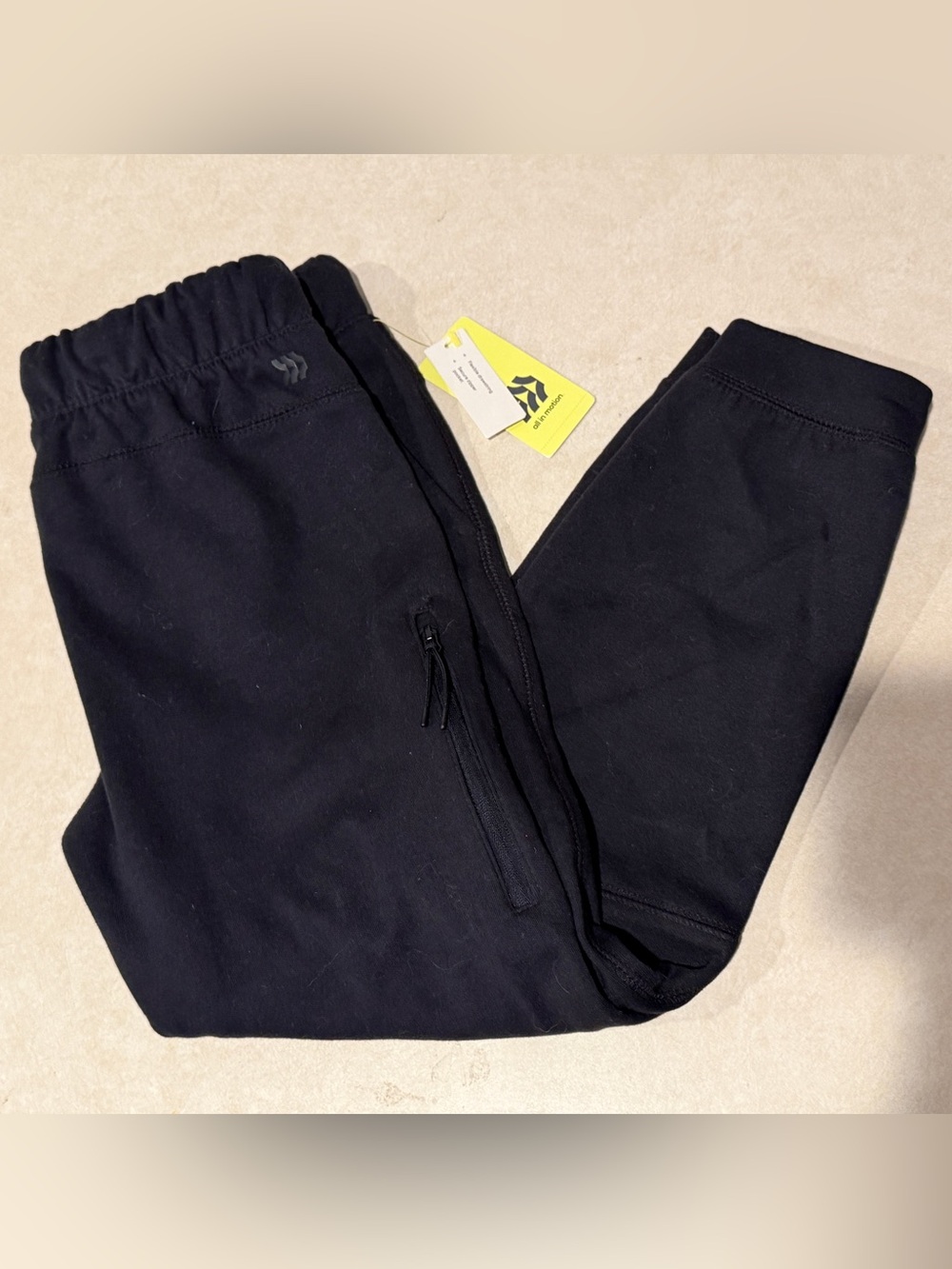 NWT All In Motion Boys HW Jogger Sweatpants Black Onyx Size L (10/12) Zip Pocket